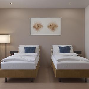 Zimmer mit zwei Einzelbetten